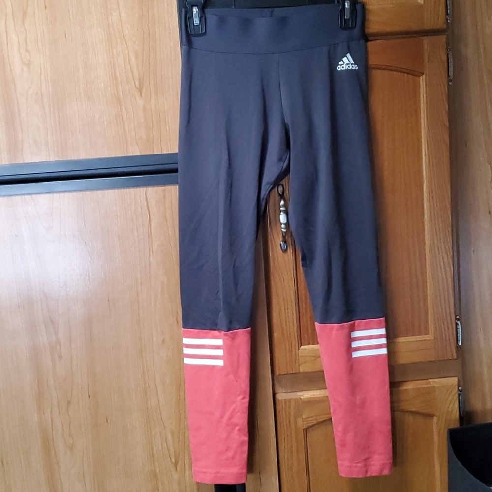 Adidas leggings